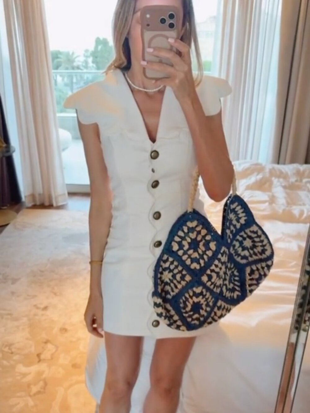 Avara Kaia White Scalloped Collar Short Dress